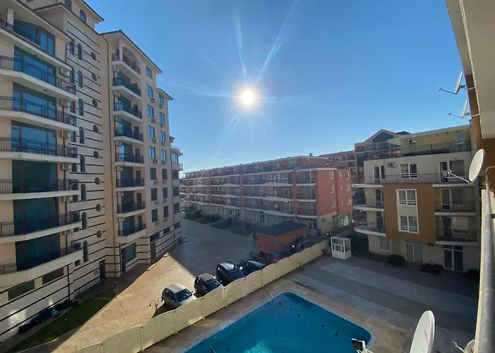 Blue Marine C16 Sunny